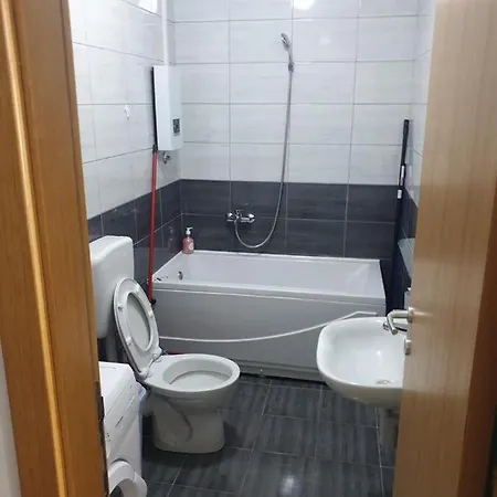 Apartman Apartman 2 S V Istocno Sarajevo Lukavica Sa Jacuzzi Lux Spa Hilandarska Centar *